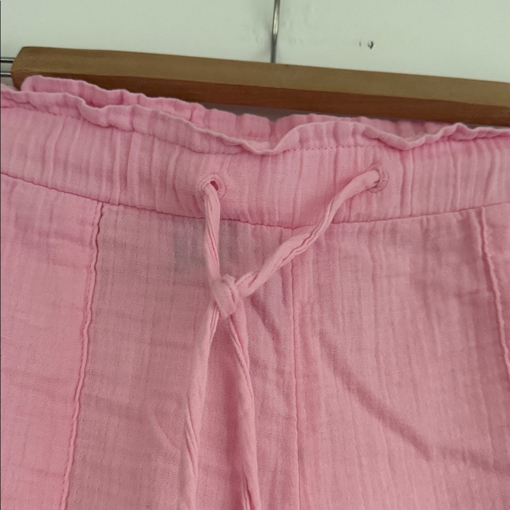 GAP Crinle Gauze Shorts Old School Pink Medium - Picture 5 of 11